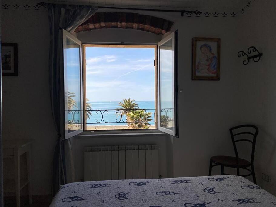 A Window To The Sea Apartment Riva Trigoso Exterior photo