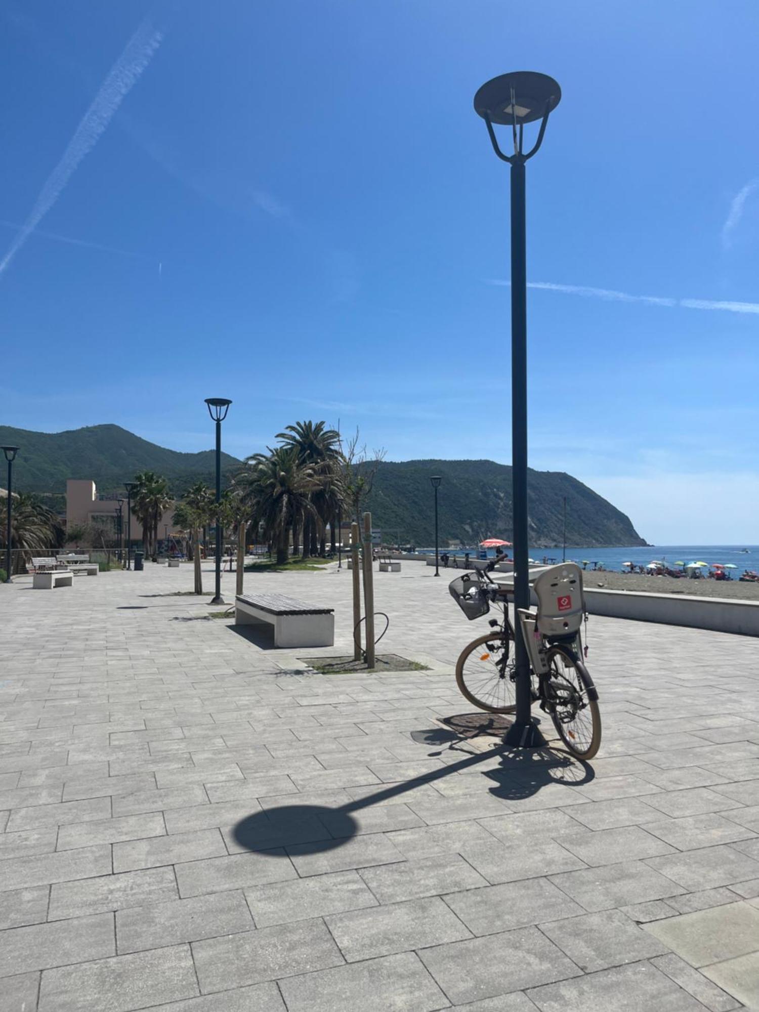 A Window To The Sea Apartment Riva Trigoso Exterior photo